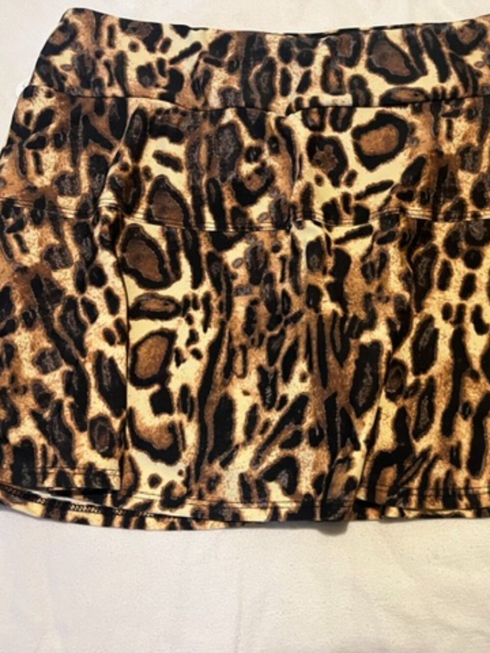 Queen of the Court Leopard print Large women's tennis skirt/skort